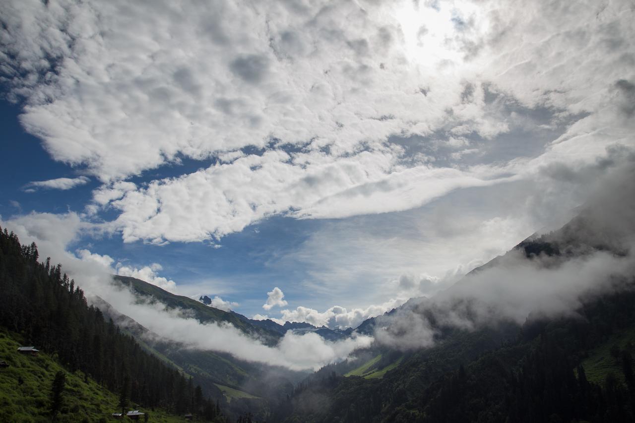 Malana Magic Valley Trek Hotel Kültér fotó